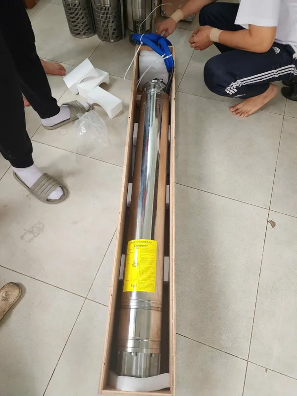 Bơm chìm giếng khoan cấp nước tưới cho vườn