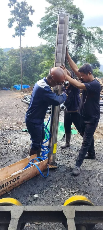Cụm bơm chìm giếng khoan nhiều tầng cánh